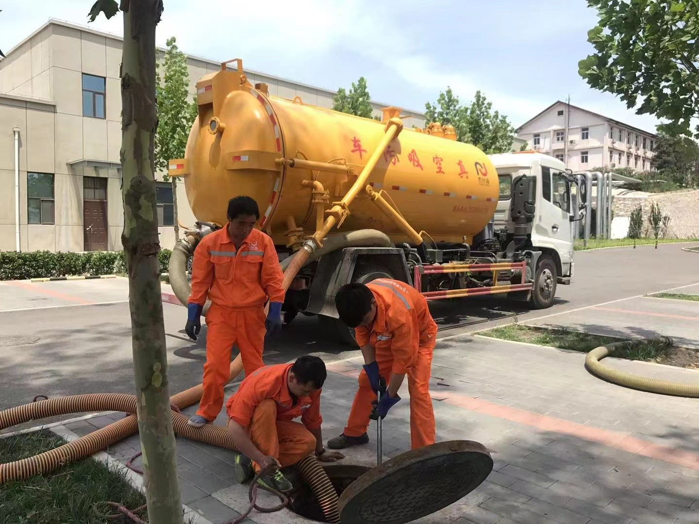 永康化粪池清理与5-8吨吸粪车施工效率分析